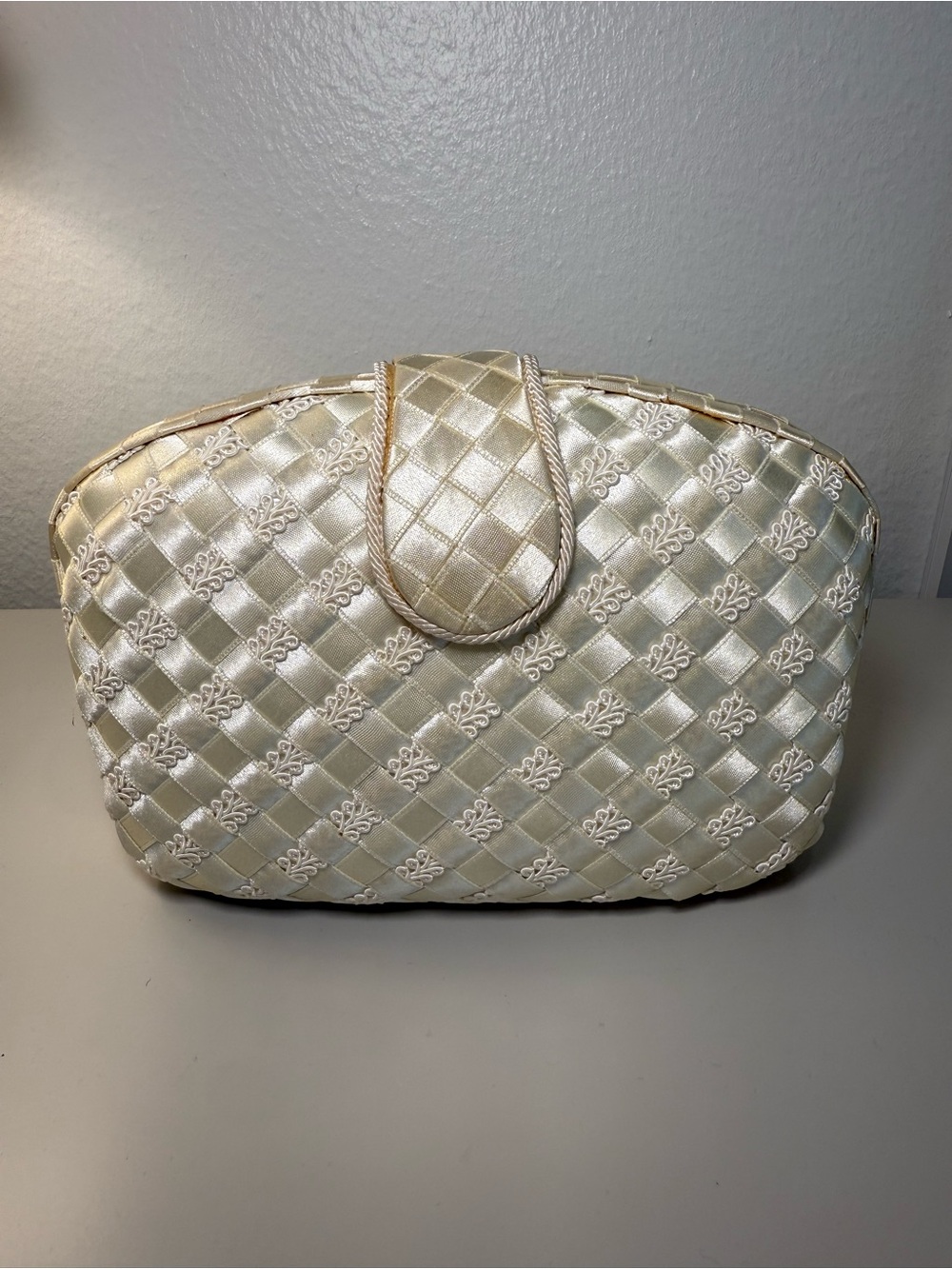 Vintage Whiting & Davis Cream Woven Satin Evening Bag Clutch Crossbody Strap